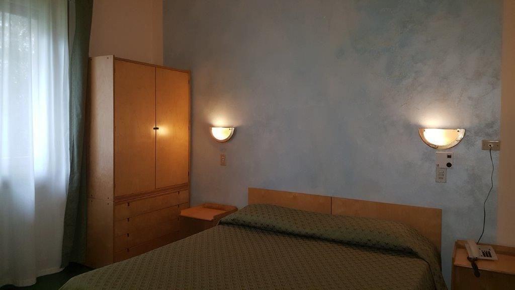 Hotel Sorriso Brenzone sul Garda Exterior foto